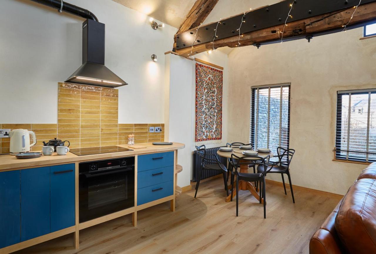 Kin Ludlow Rooms ภายนอก รูปภาพ